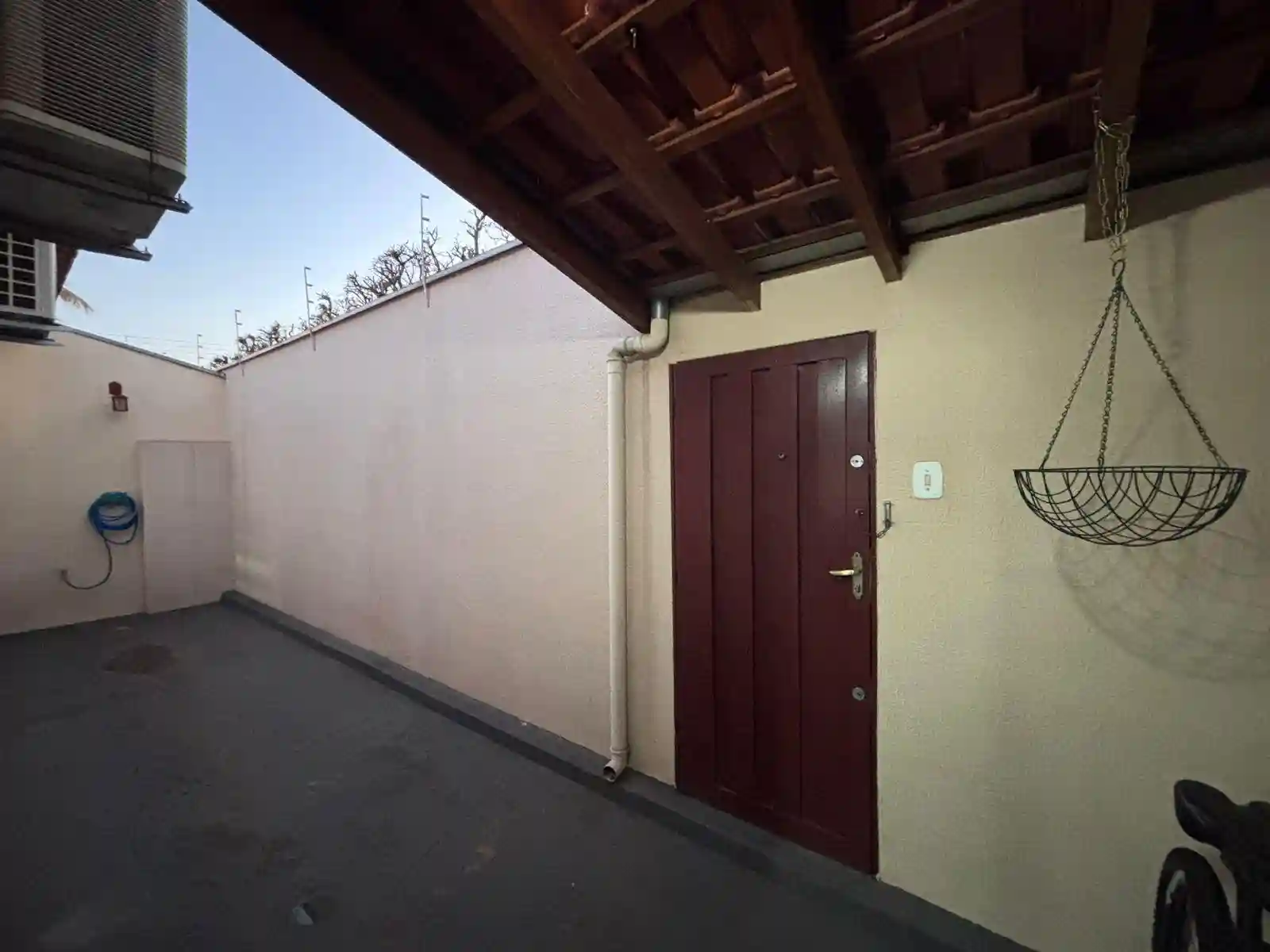 Casa com 3 quartos à venda, 203m² — foto 3 de 23