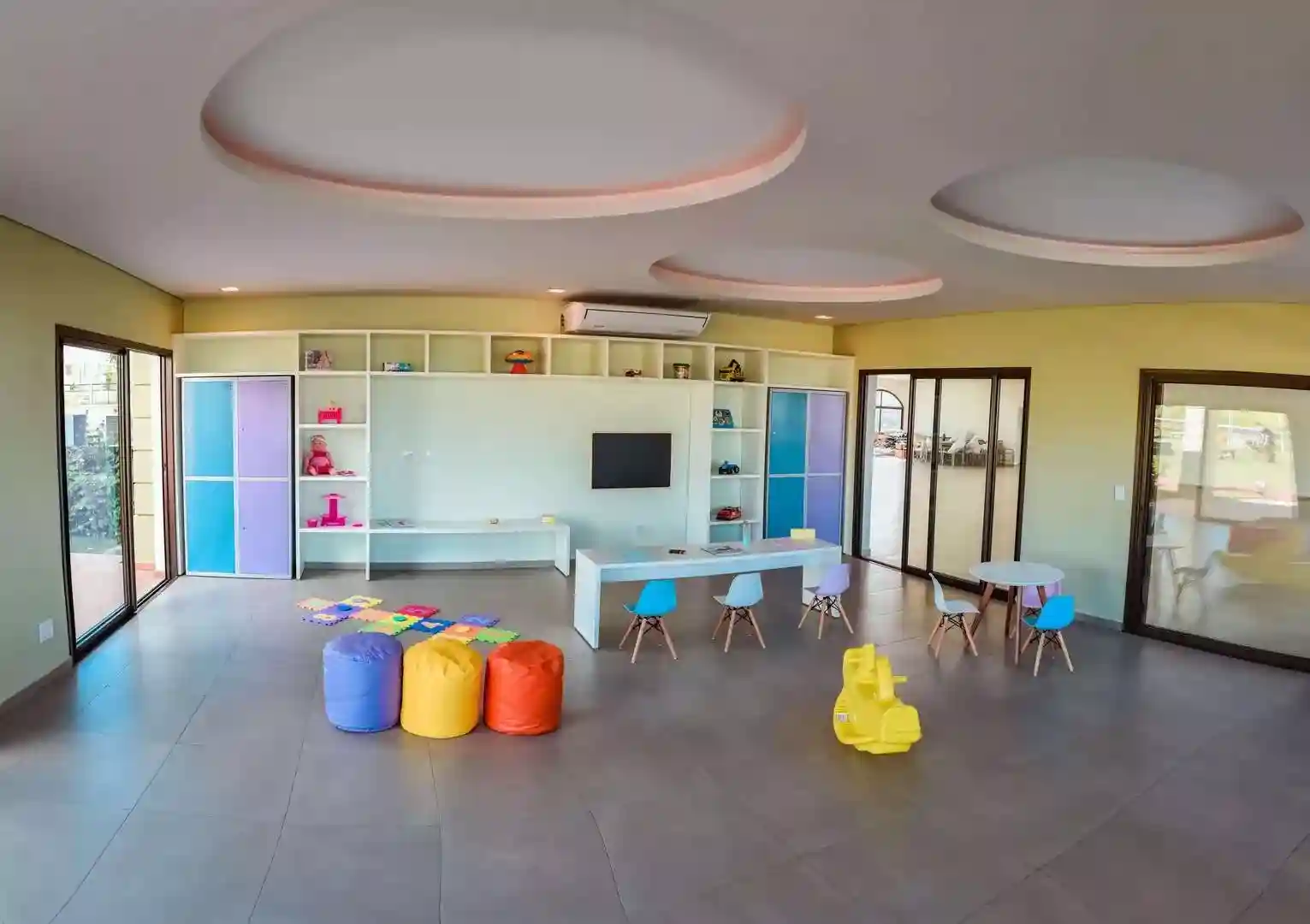 Terreno / Lote / Condomínio  à venda, 259m² — foto 11 de 12