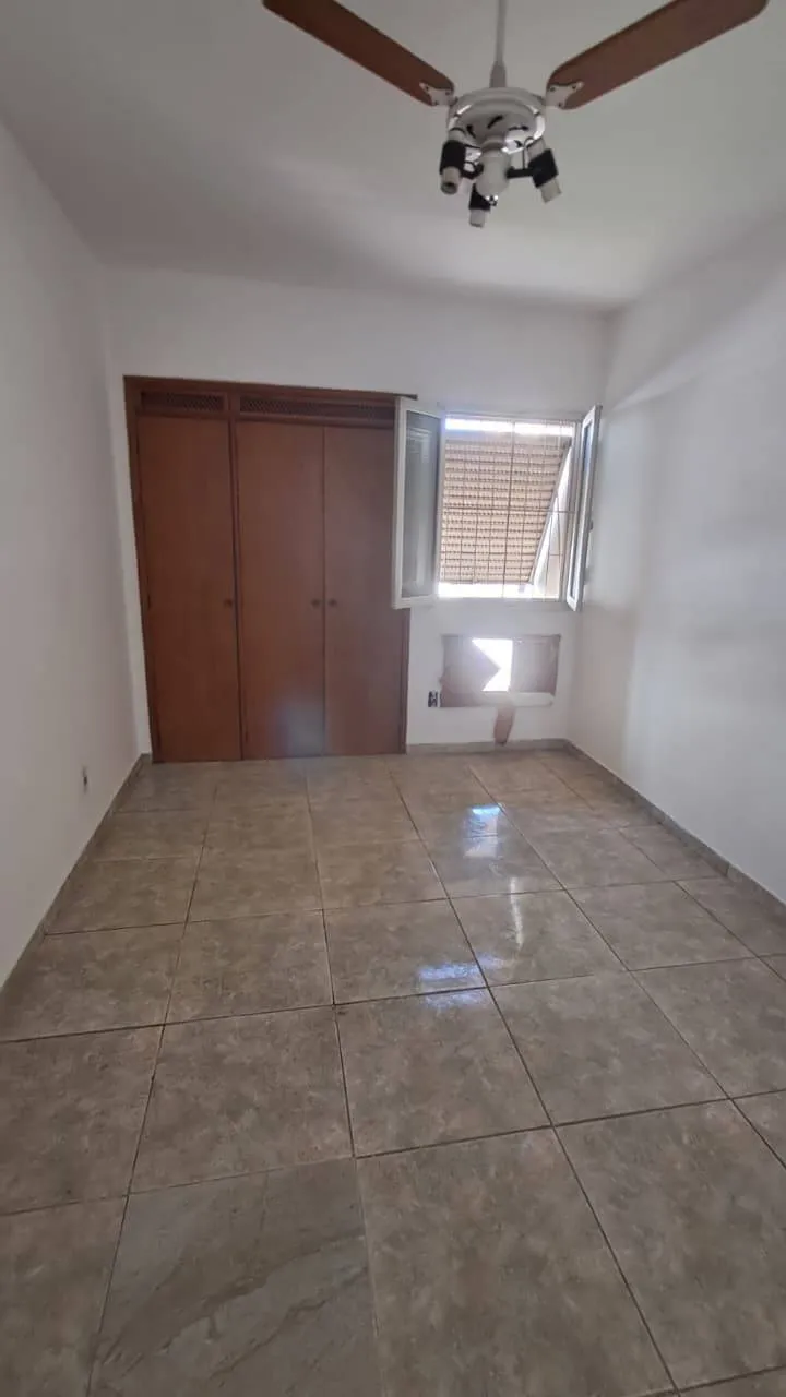 Apartamento com 2 quartos à venda, 70m² — foto 3 de 10