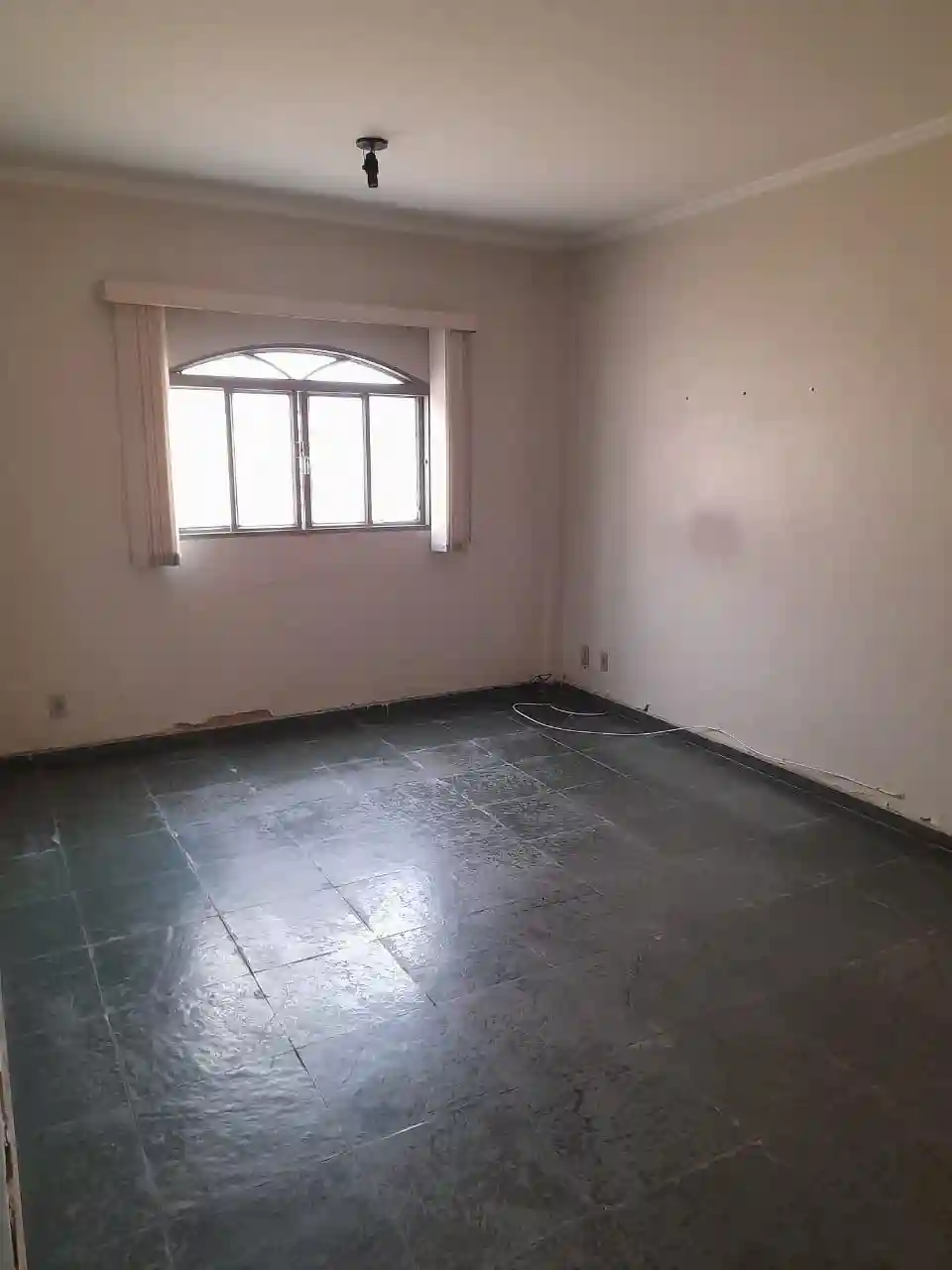 Apartamento com 2 quartos à venda, 90m² — foto 1 de 12