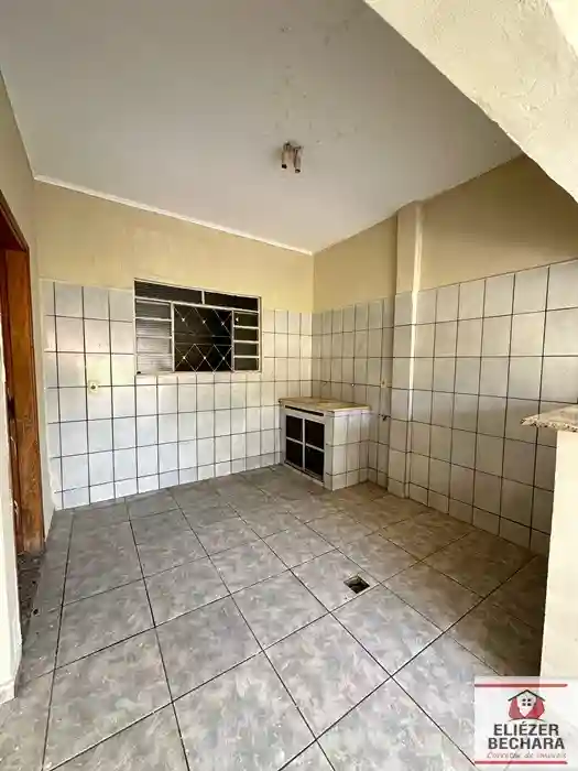 Casa com 3 quartos à venda, 100m² — foto 8 de 20