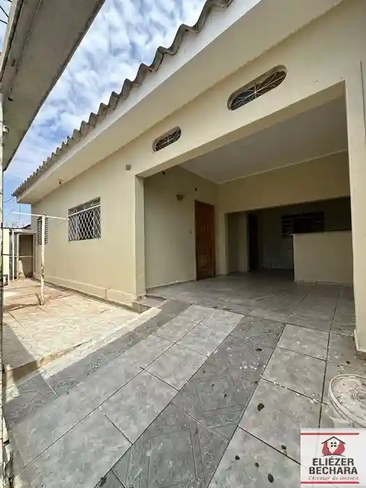 Casa com 3 quartos à venda, 100m² — foto 2 de 20