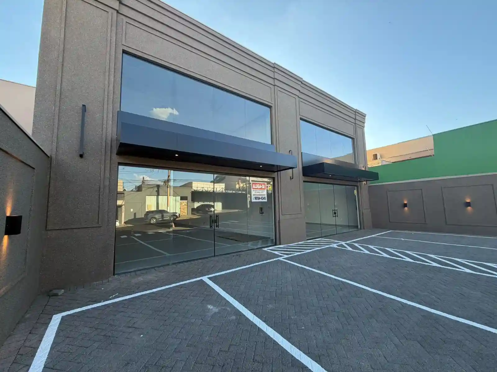 Loja / Salão / Ponto Comercial  para aluguel, 302m² — foto 11 de 14