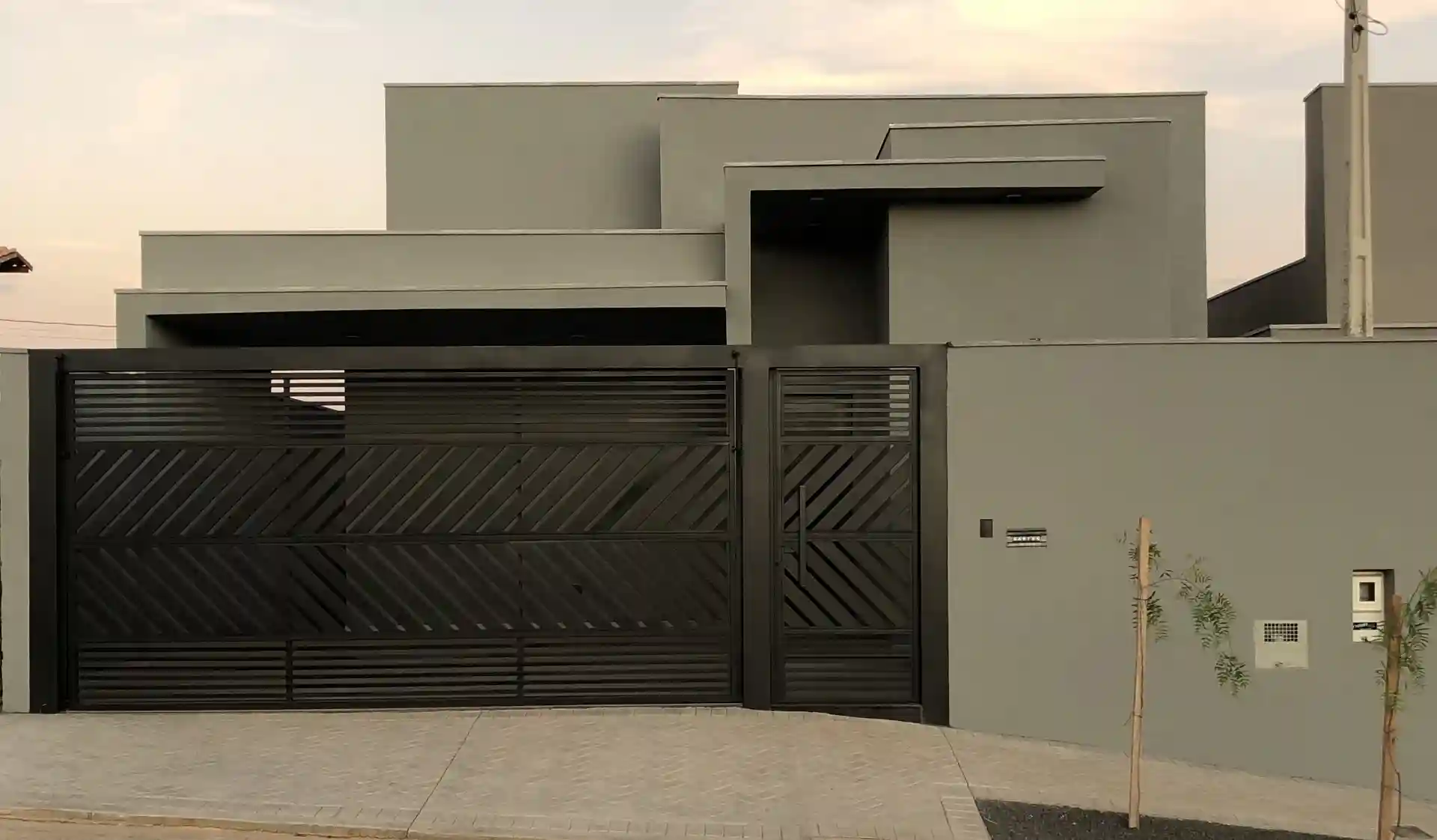 Casa com 3 quartos à venda, 112m² — foto 1 de 10