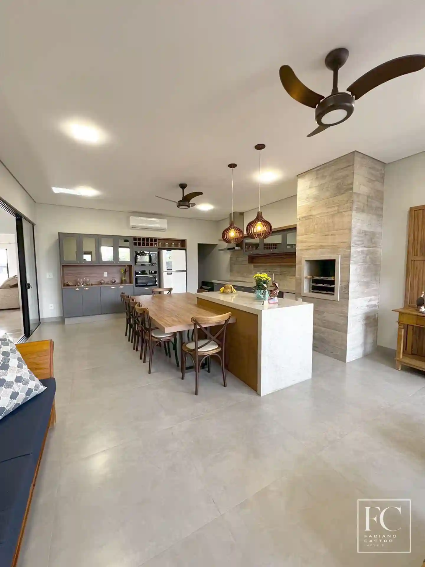 Casa de Condomínio com 3 quartos à venda, 224m² — foto 18 de 38