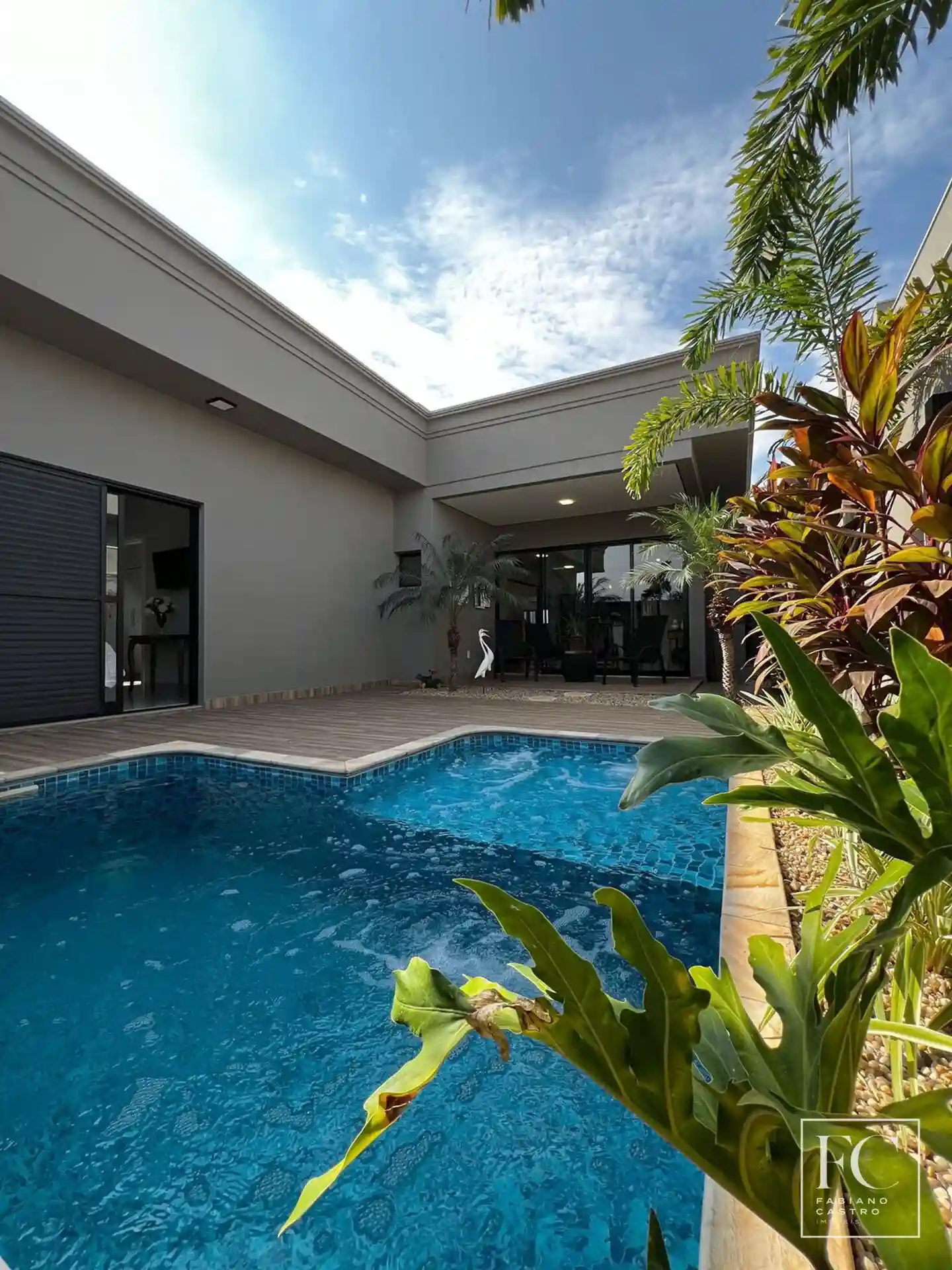 Casa de Condomínio com 3 quartos à venda, 224m² — foto 22 de 38