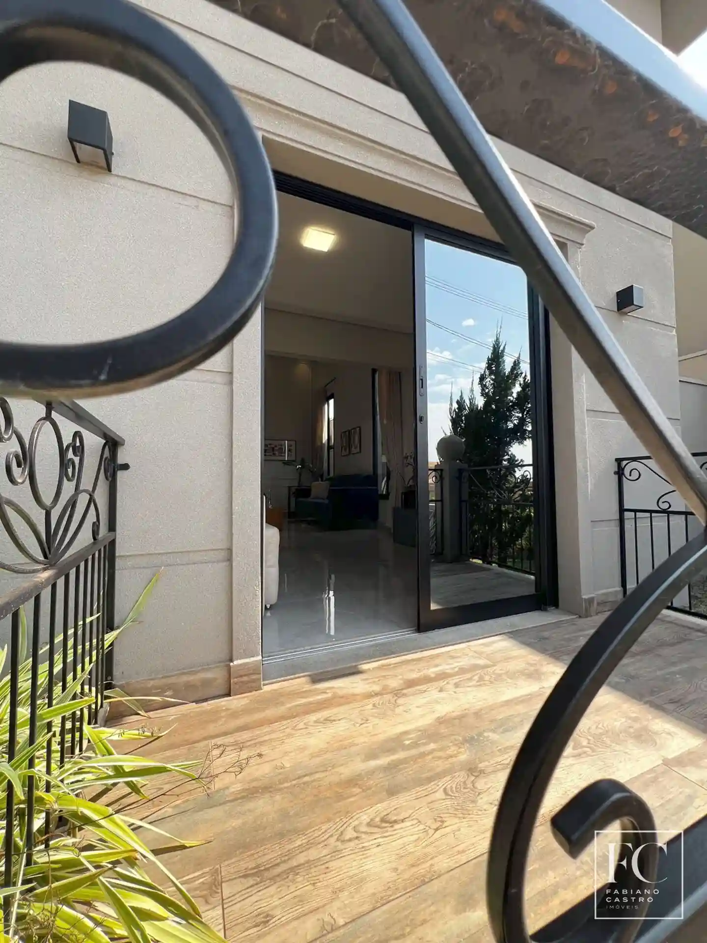 Casa de Condomínio com 3 quartos à venda, 224m² — foto 4 de 38