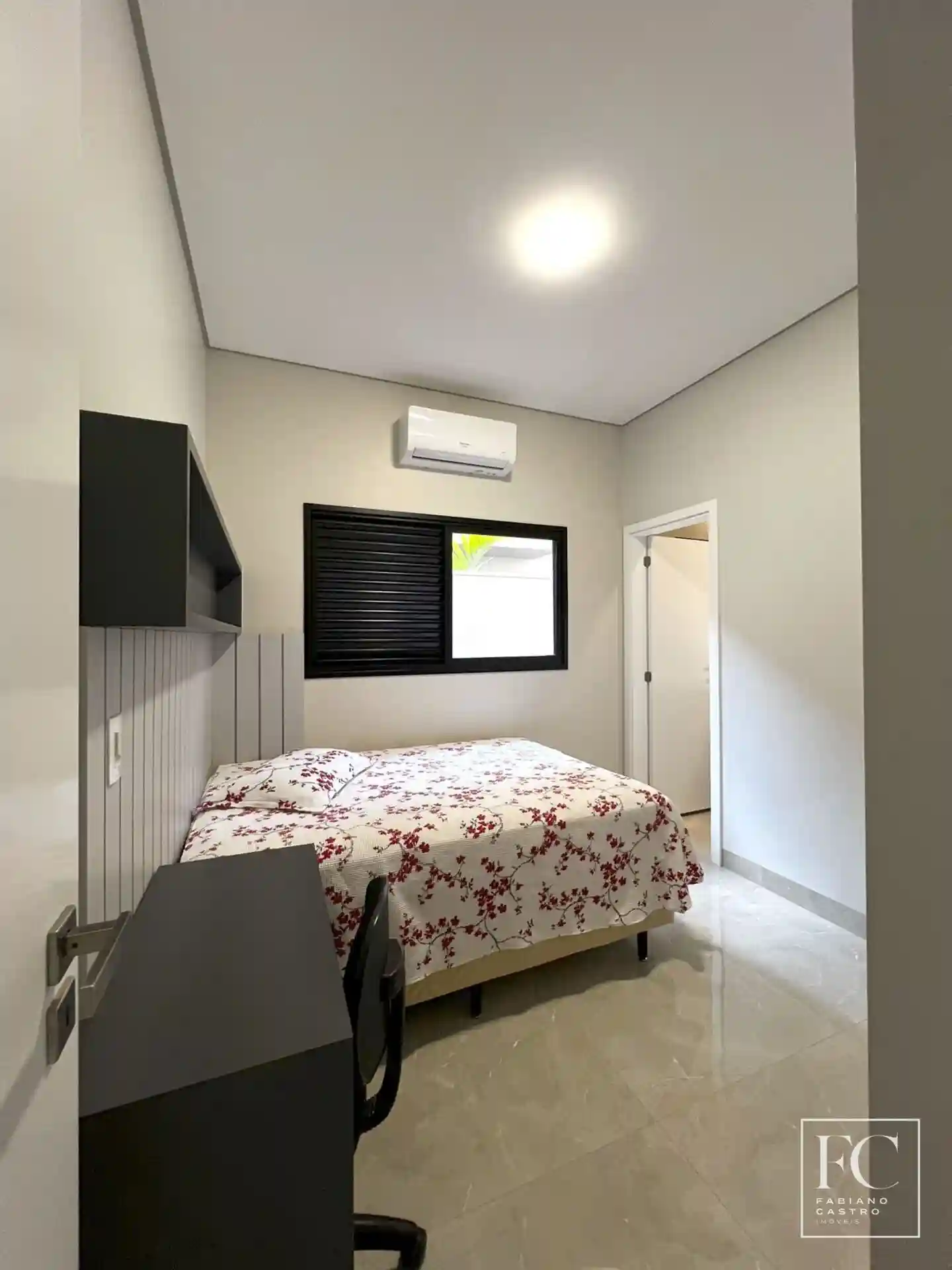 Casa de Condomínio com 3 quartos à venda, 224m² — foto 35 de 38