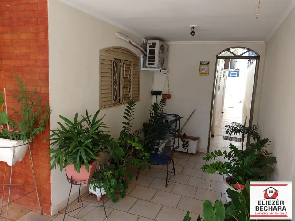 Casa à venda — foto 6 de 8