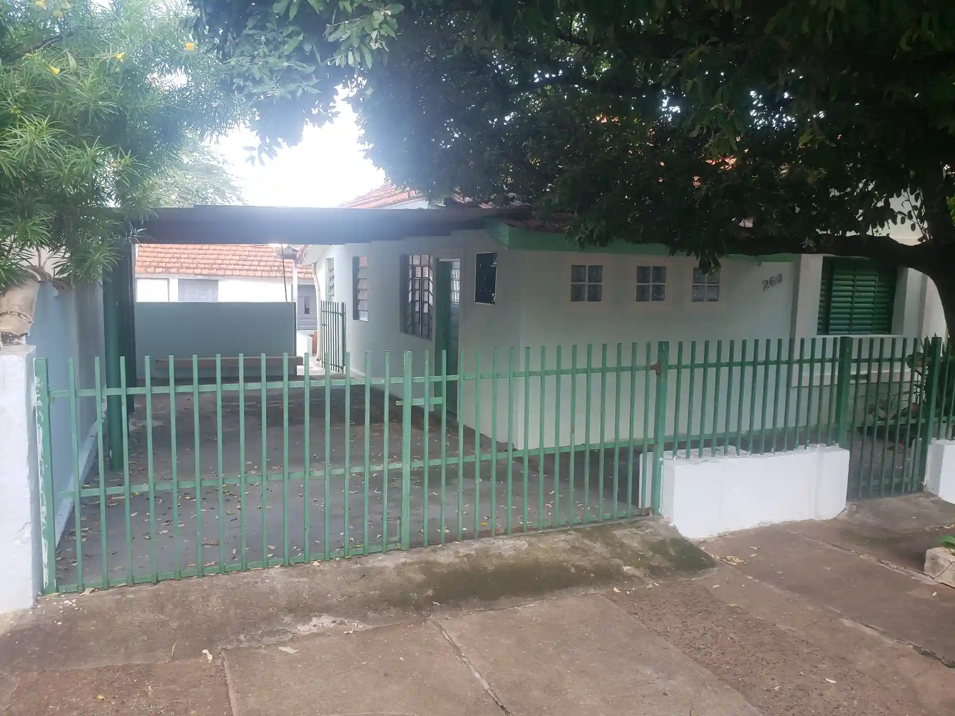 Casa com 2 quartos à venda, 242m² — foto 1 de 2