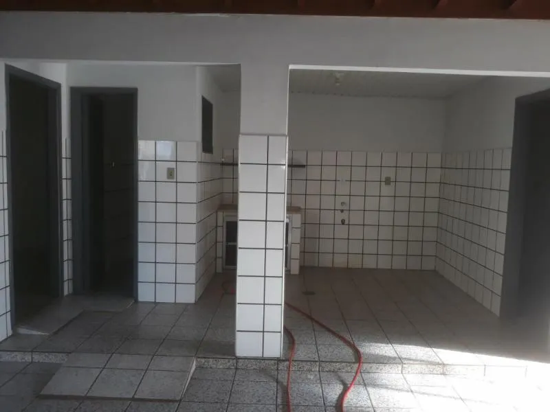 Casa à venda — foto 1 de 5