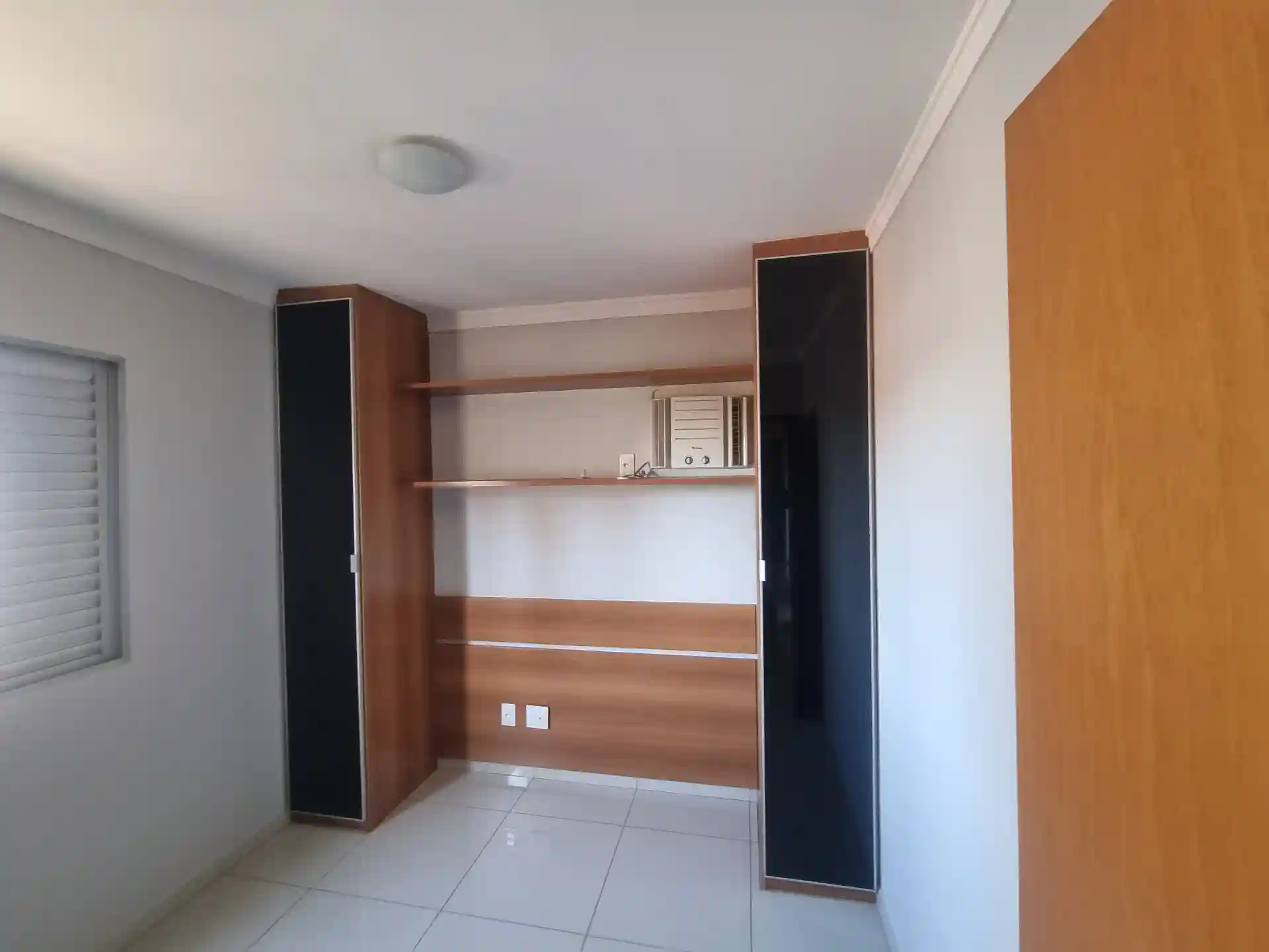 Apartamento com 3 quartos à venda, 95m² — foto 2 de 11