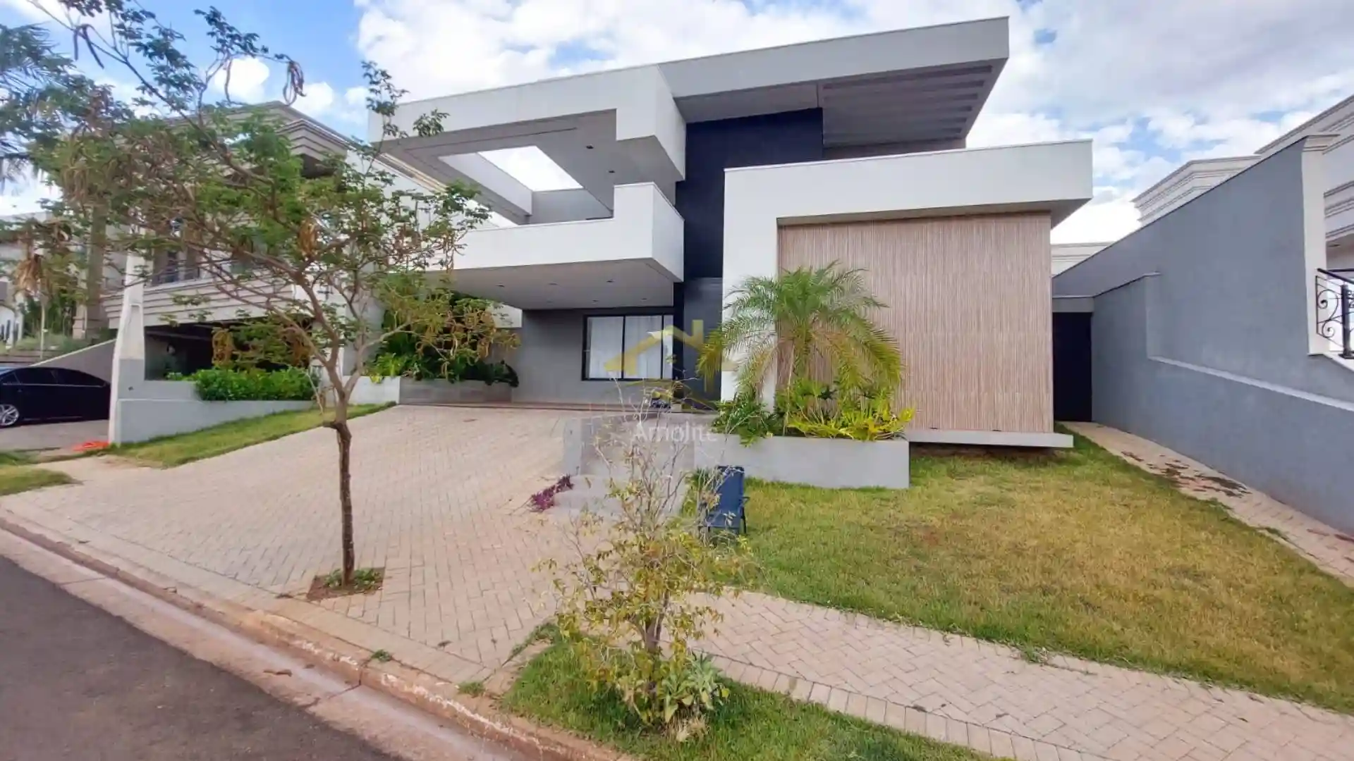 Casa de Condomínio com 3 quartos à venda, 250m² — foto 3 de 20