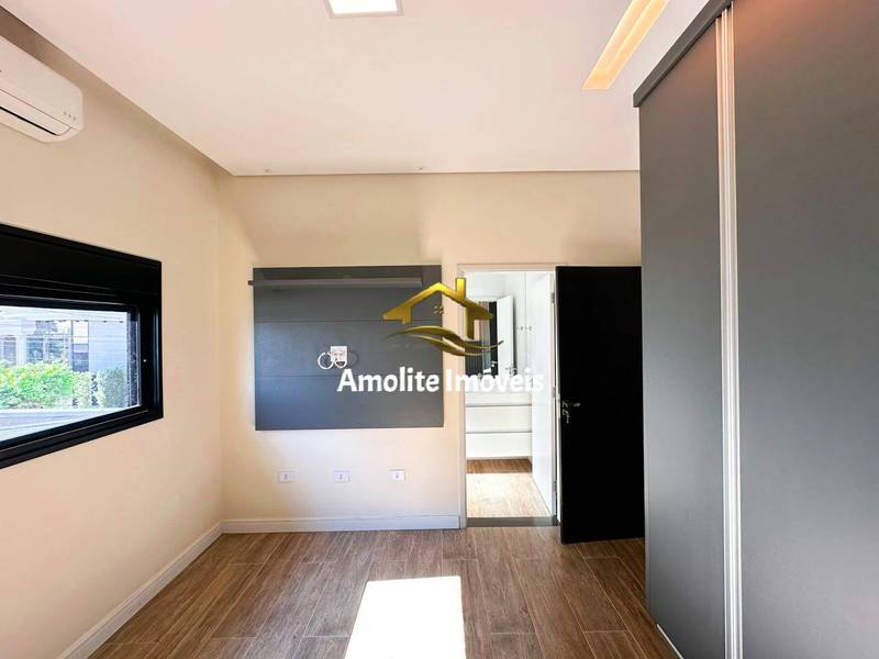 Casa de Condomínio com 3 quartos à venda, 265m² — foto 8 de 19
