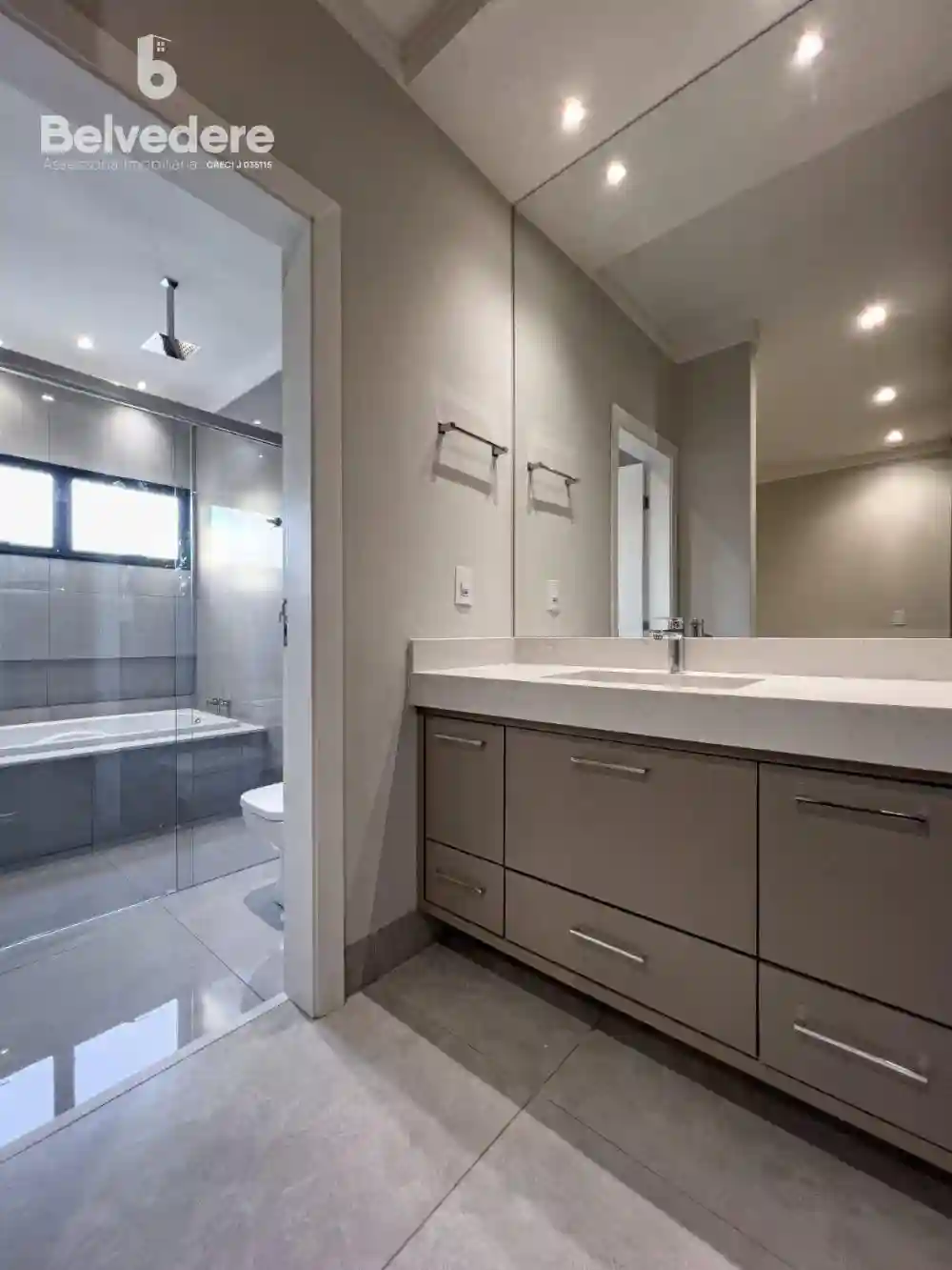 Casa de Condomínio com 3 quartos à venda, 279m² — foto 14 de 18