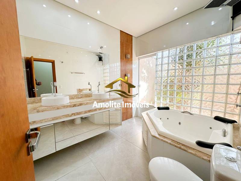 Casa de Condomínio com 3 quartos à venda, 189m² — foto 17 de 25