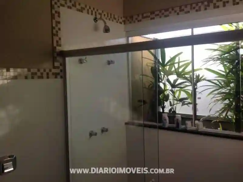 Casa de Condomínio com 3 quartos à venda, 255m² — foto 8 de 10