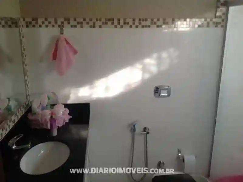 Casa de Condomínio com 3 quartos à venda, 255m² — foto 3 de 10