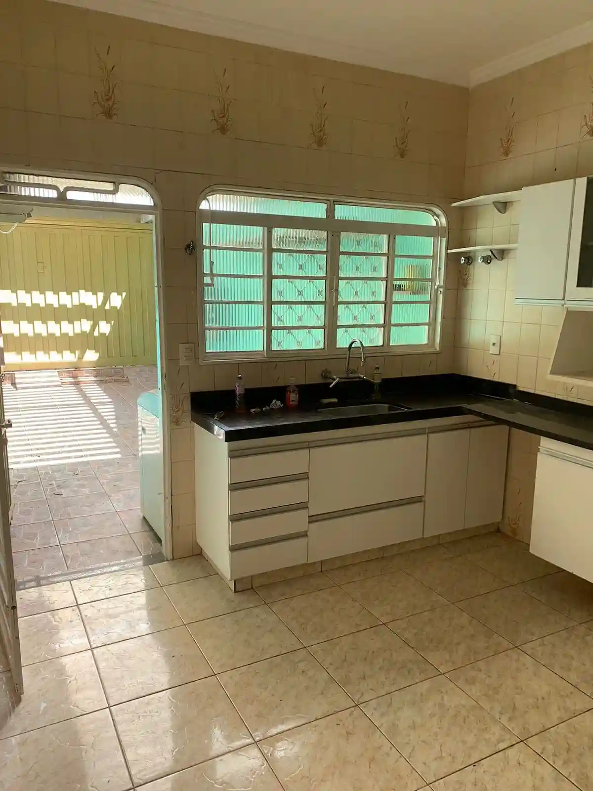 Casa com 4 quartos à venda, 225m² — foto 15 de 16
