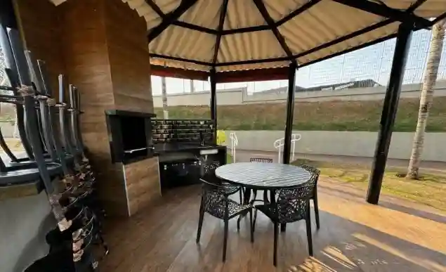 Terreno / Lote / Condomínio  à venda, 200m² — foto 3 de 5