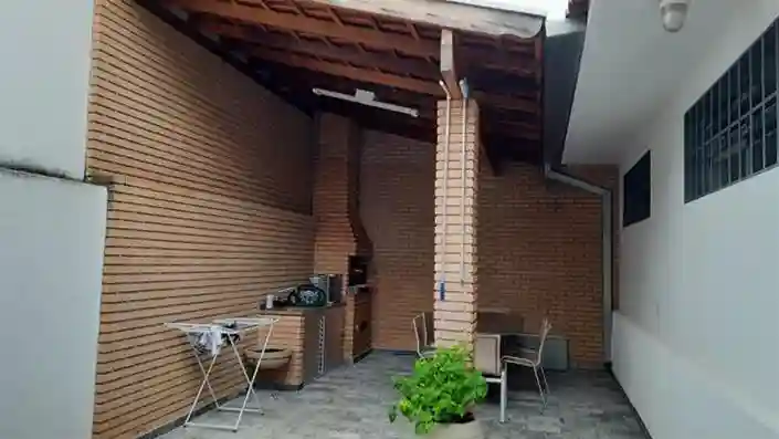 Casa com 3 quartos à venda, 273m² — foto 28 de 36
