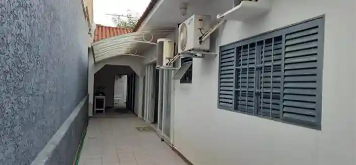 Casa com 3 quartos à venda, 273m² — foto 33 de 36