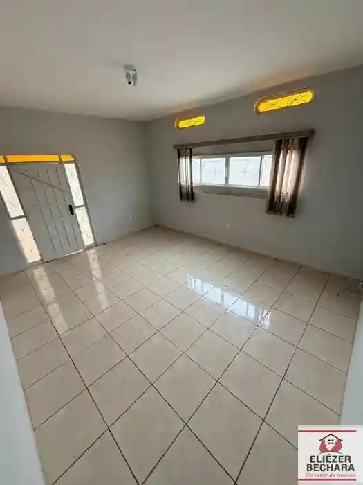 Casa com 3 quartos à venda, 158m² — foto 1 de 24