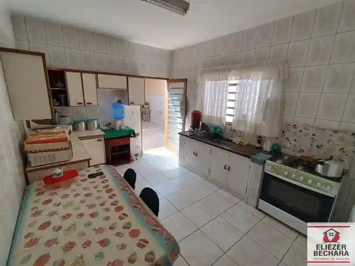 Casa com 3 quartos à venda, 170m² — foto 22 de 40