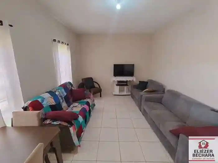 Casa com 3 quartos à venda, 170m² — foto 2 de 40