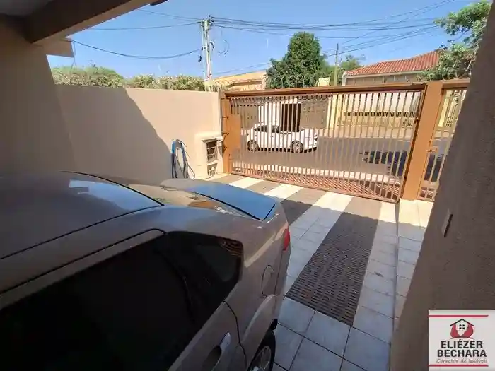 Casa com 3 quartos à venda, 170m² — foto 37 de 40