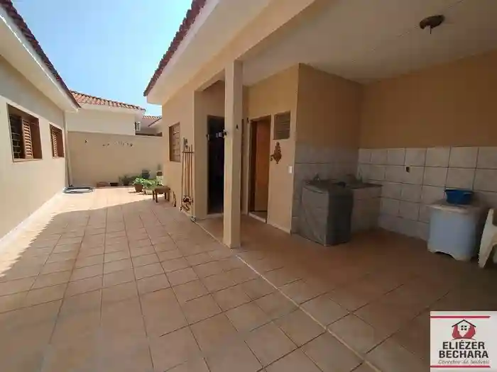 Casa com 3 quartos à venda, 170m² — foto 17 de 40