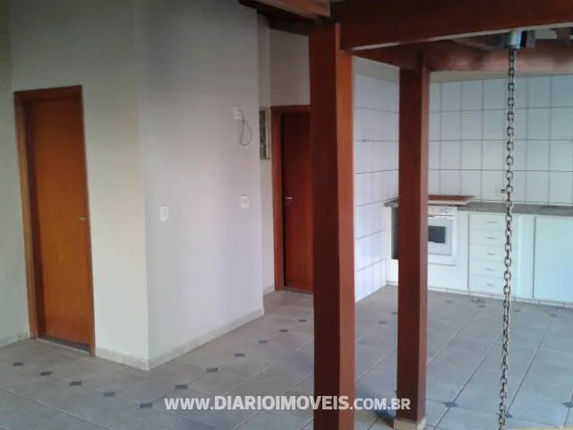 Casa à venda — foto 1 de 1