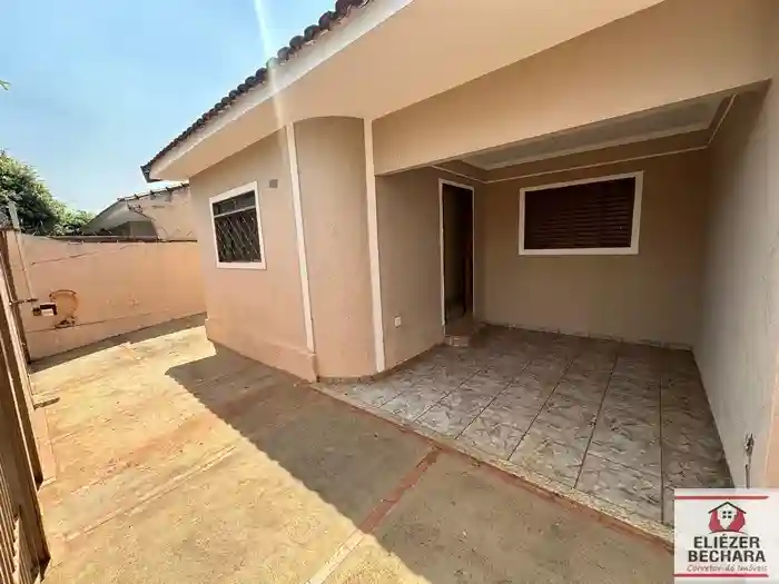 Casa com 3 quartos à venda, 100m² — foto 2 de 20