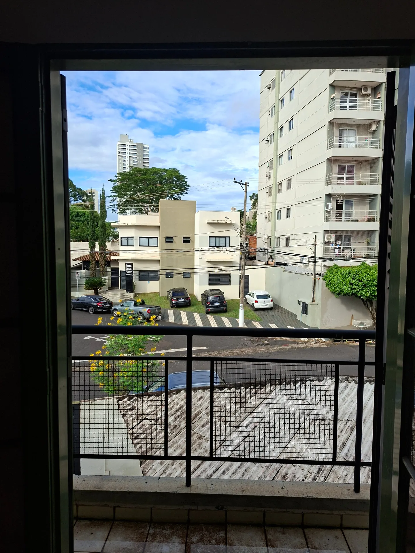 Apartamento com 3 quartos à venda, 100m² — foto 1 de 18