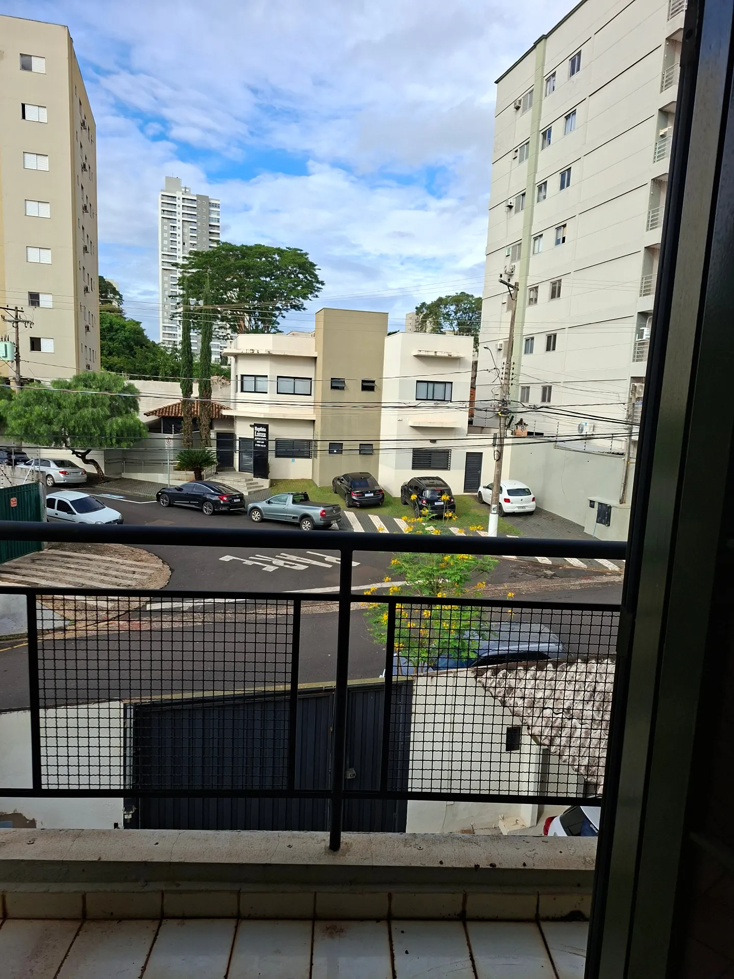 Apartamento com 3 quartos à venda, 100m² — foto 2 de 18