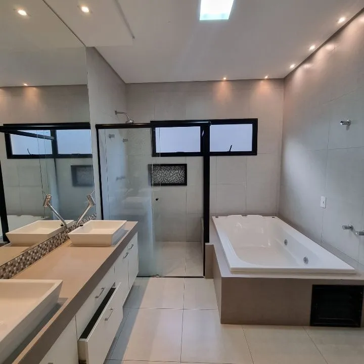Casa de Condomínio à venda — foto 2 de 8