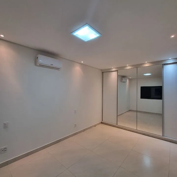 Casa de Condomínio à venda — foto 8 de 8