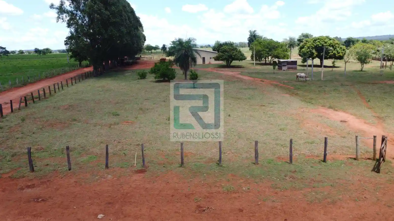 Fazenda / Sítio / Chácara  à venda, 13500000m² — foto 10 de 12