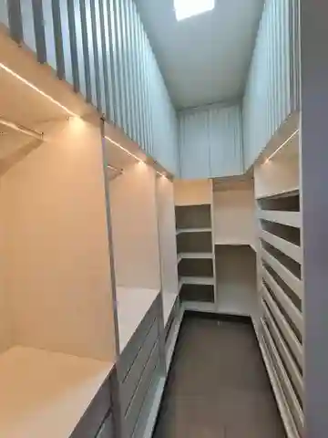 Casa de Condomínio com 3 quartos à venda, 144m² — foto 9 de 32