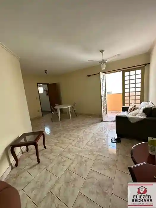 Apartamento com 2 quartos à venda, 60m² — foto 1 de 13