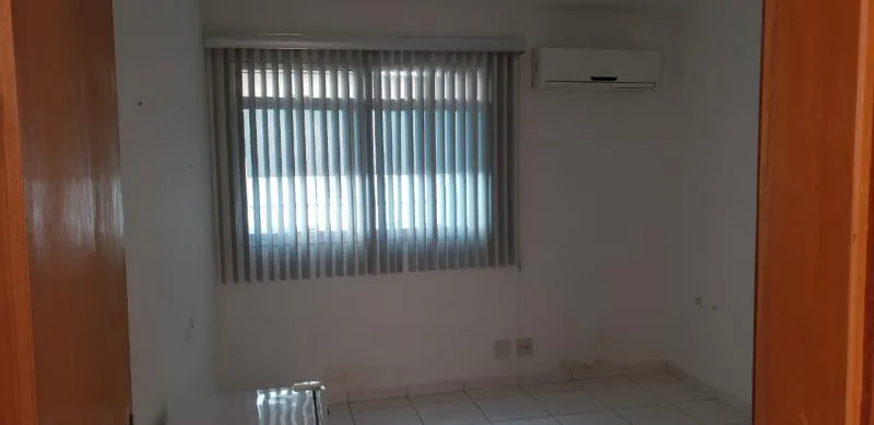 Loja / Salão / Ponto Comercial à venda — foto 1 de 1