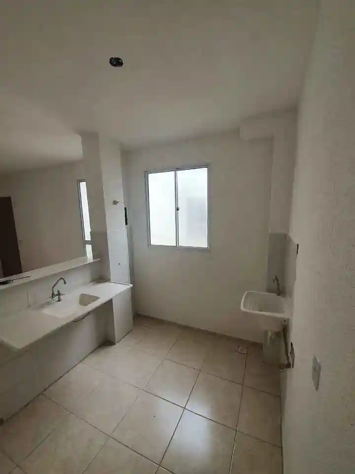 Apartamento com 2 quartos para aluguel, 50m² — foto 2 de 8