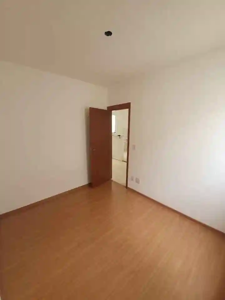 Apartamento com 2 quartos para aluguel, 50m² — foto 1 de 8