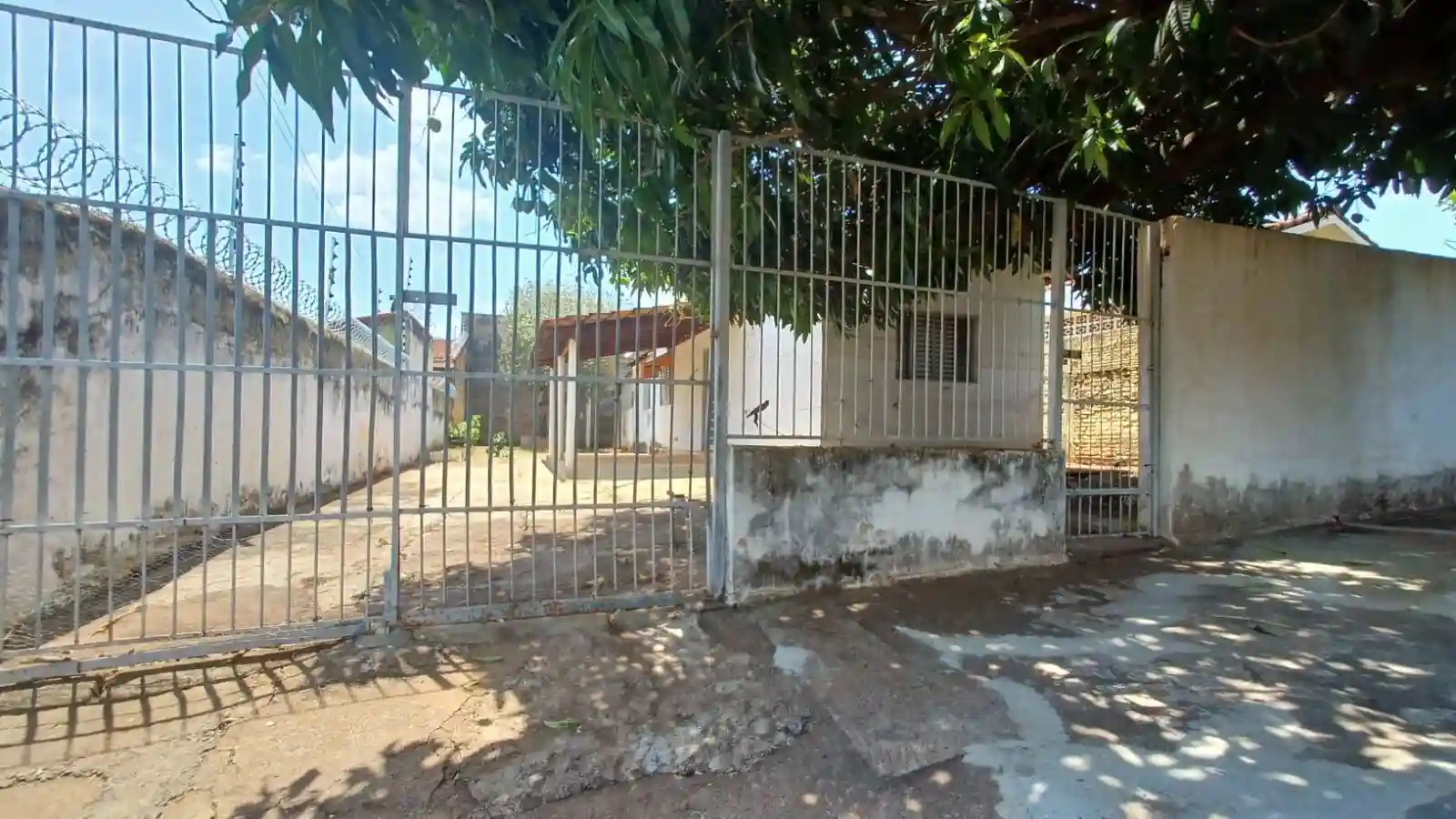 Casa com 2 quartos à venda, 80m² — foto 1 de 12
