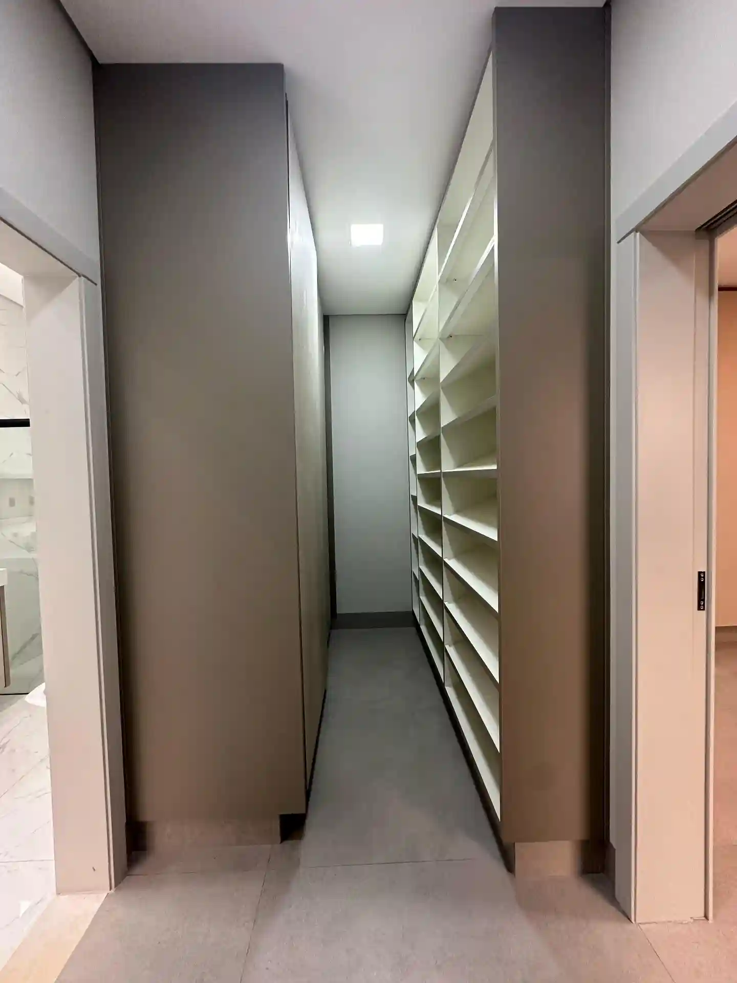 Casa de Condomínio com 3 quartos à venda, 405m² — foto 12 de 31