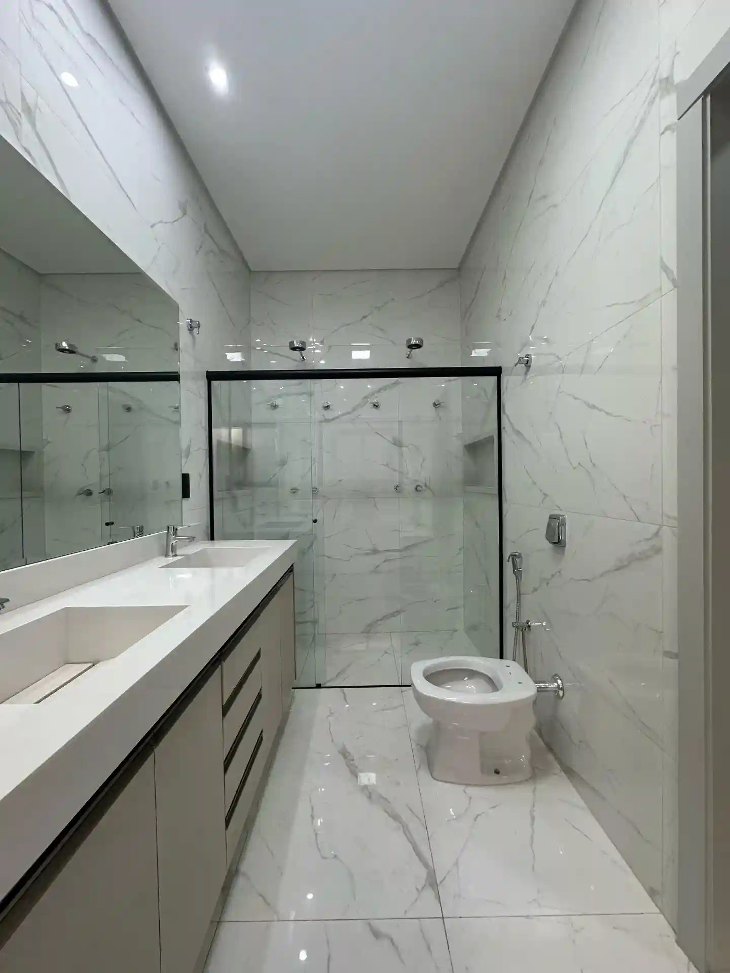 Casa de Condomínio com 3 quartos à venda, 405m² — foto 23 de 31