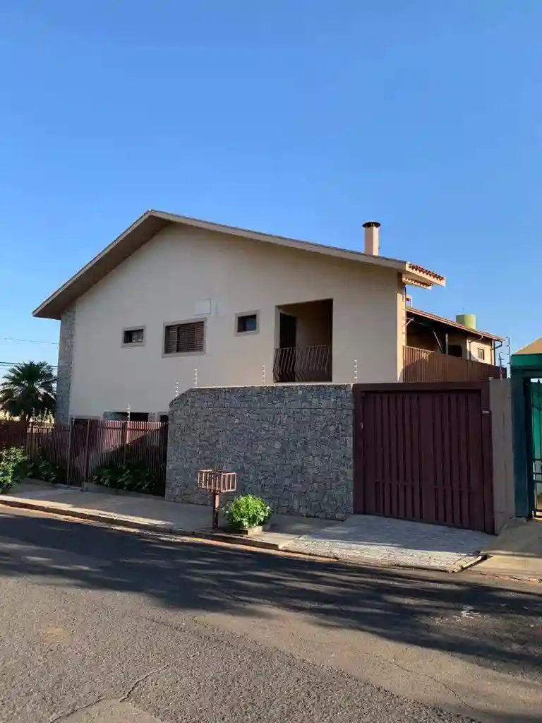 Casa com 4 quartos à venda, 490m² — foto 1 de 43