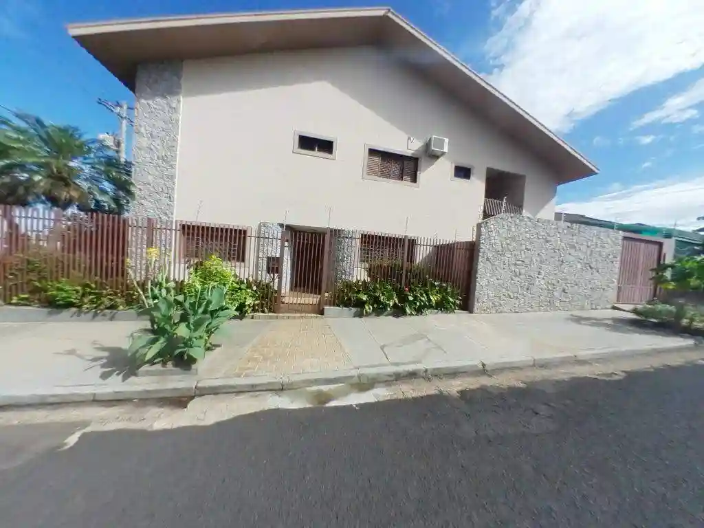 Casa com 4 quartos à venda, 490m² — foto 33 de 43
