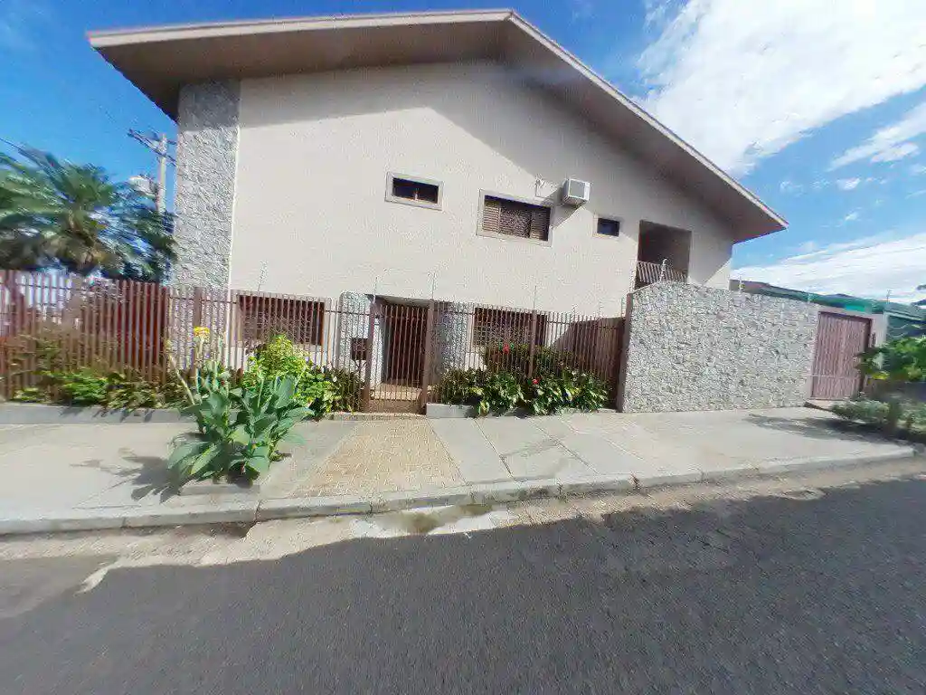 Casa com 4 quartos à venda, 490m² — foto 39 de 43