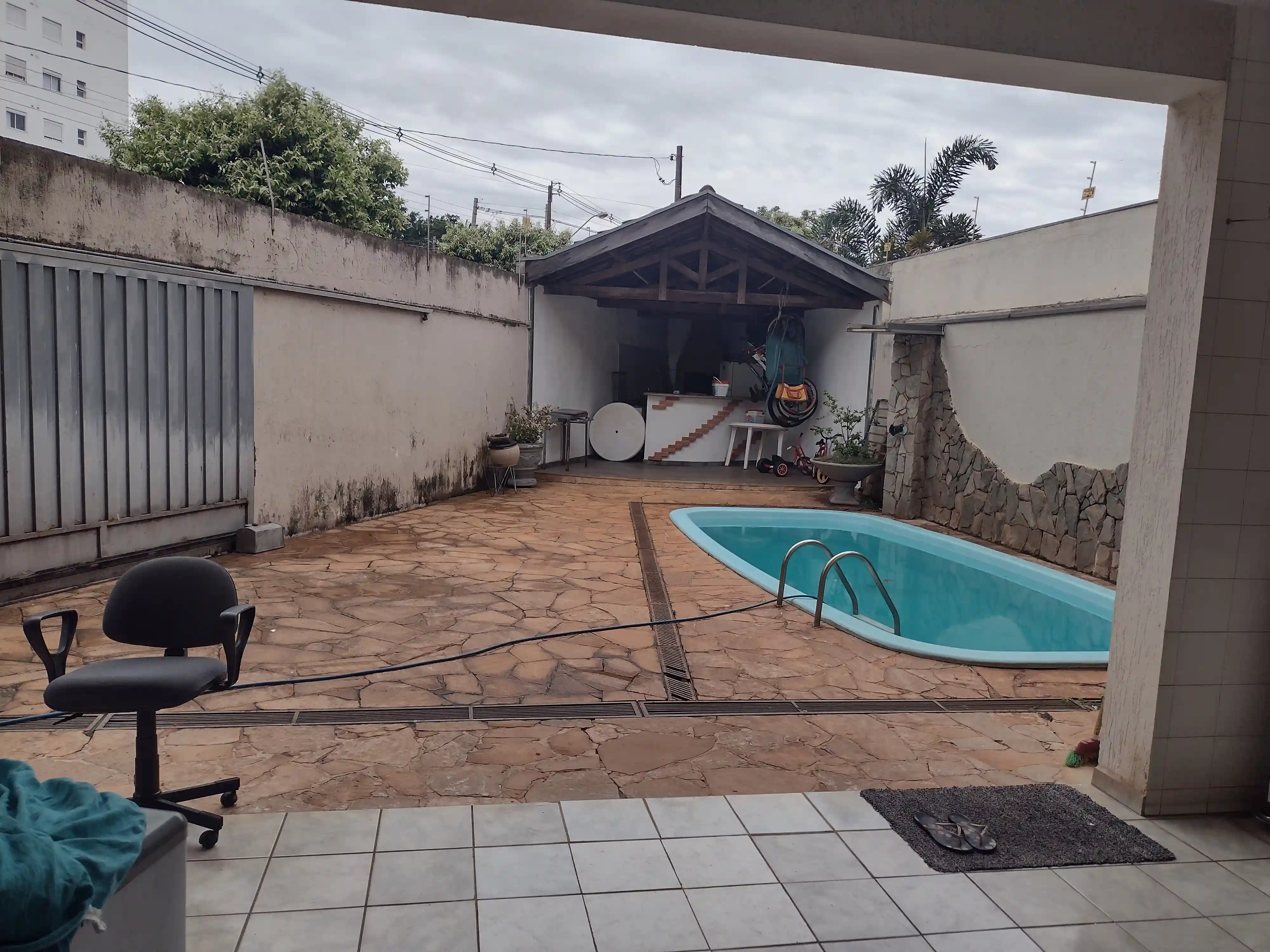 Casa com 5 quartos à venda, 450m² — foto 15 de 18